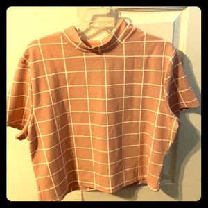 Crop top powder pink and white strip dress shirt.